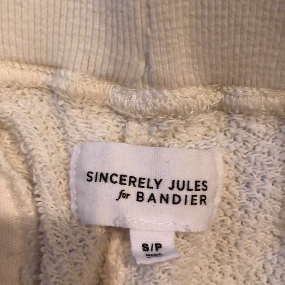 Never worn cream joggers - Picture 2 of 3